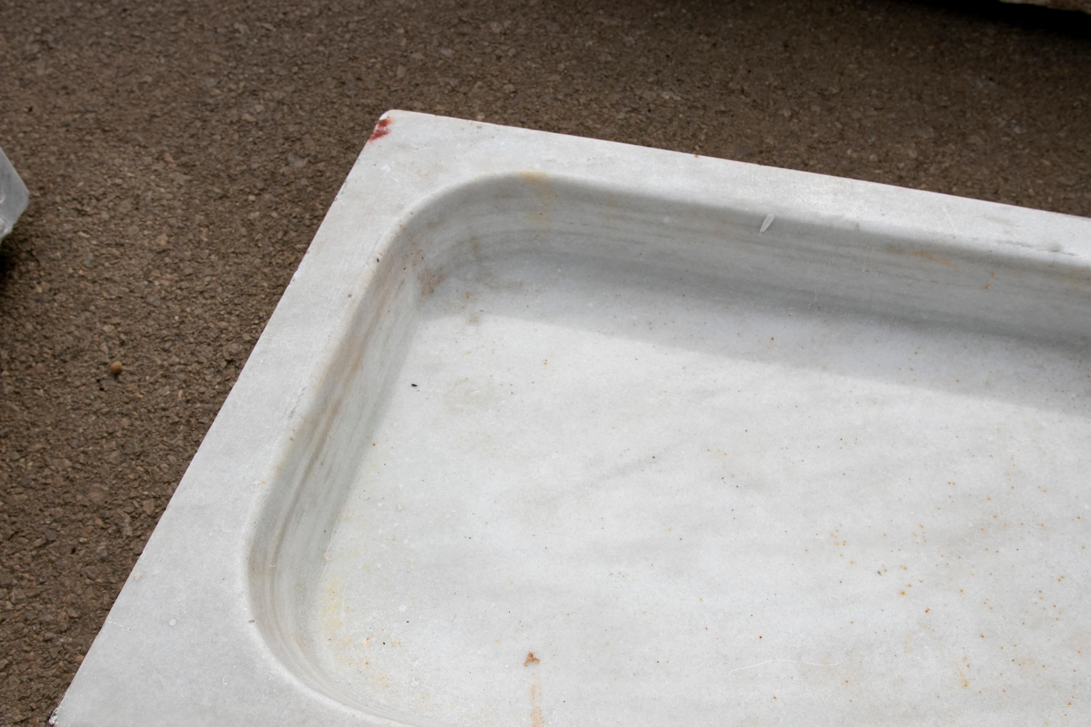 19th Century Antique Spanish White Marble Sink For Sale 13