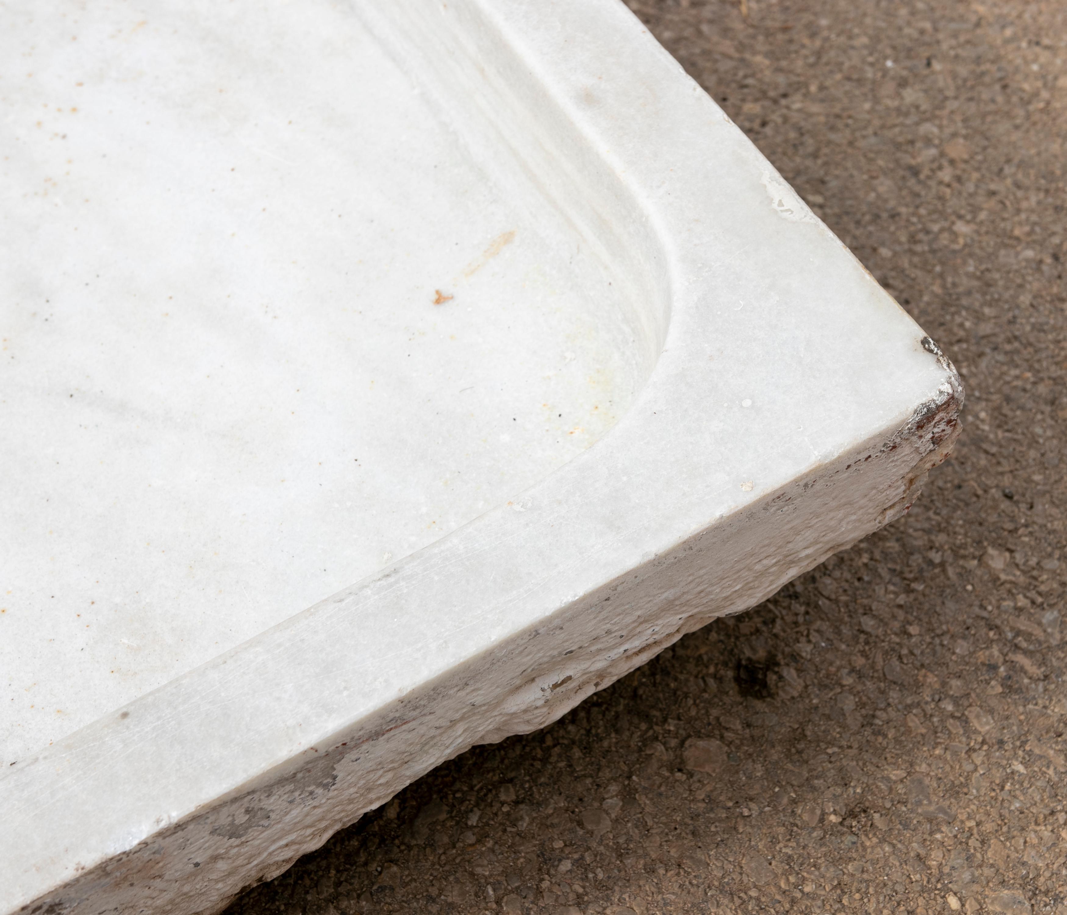 19th Century Antique Spanish White Marble Sink For Sale 3