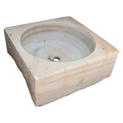 Lavello antico spagnolo in marmo bianco del XIX secolo