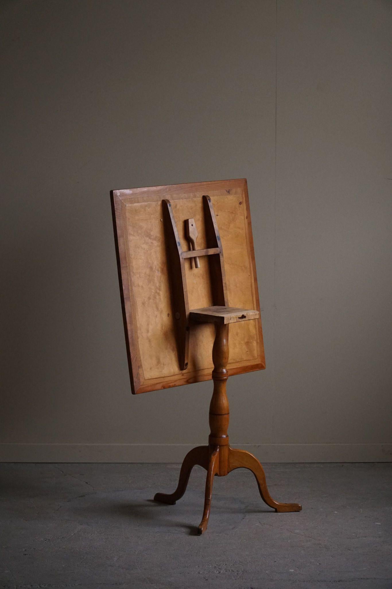 Table carrée à abattants ancienne du 19ème siècle en bois de ronce, fabriquée à la main en Suède en vente 3