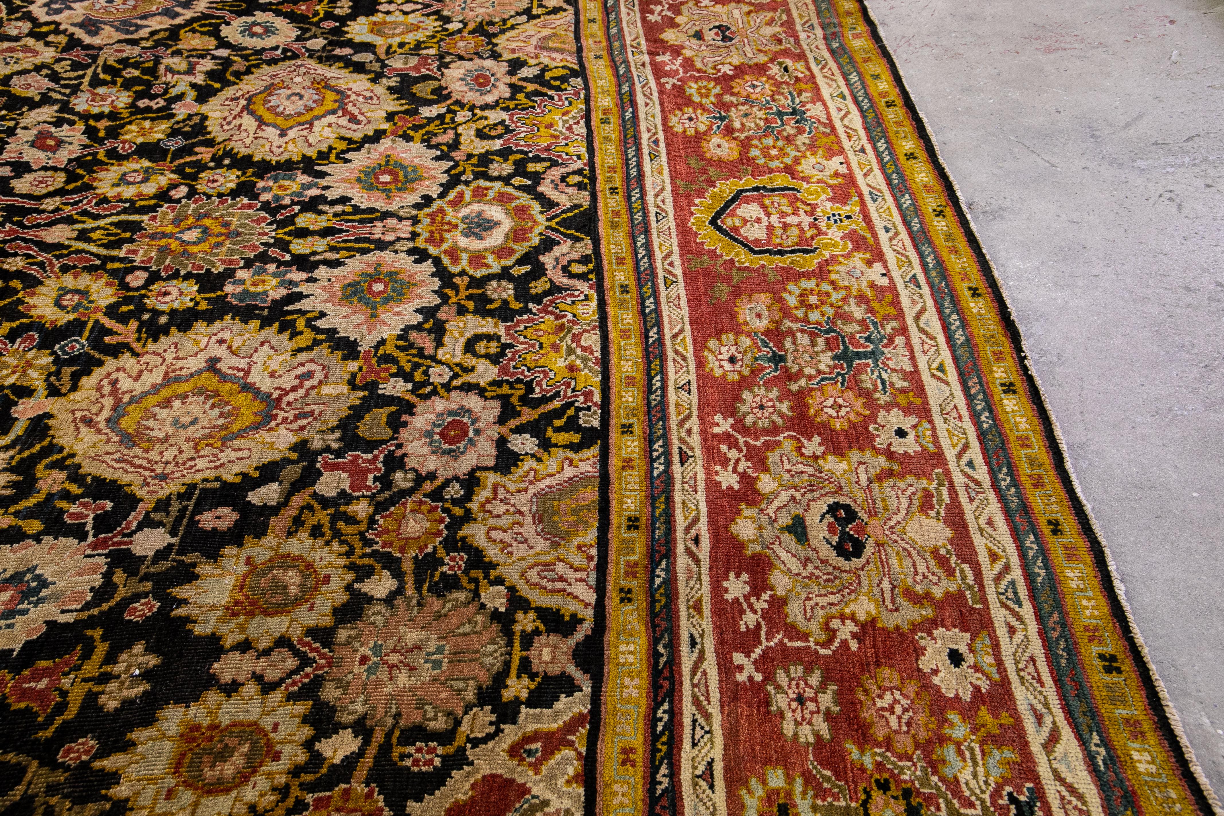 Tapis ancien en laine Sultanabad surdimensionné à motifs floraux, fait à la main, XIXe siècle en vente 3
