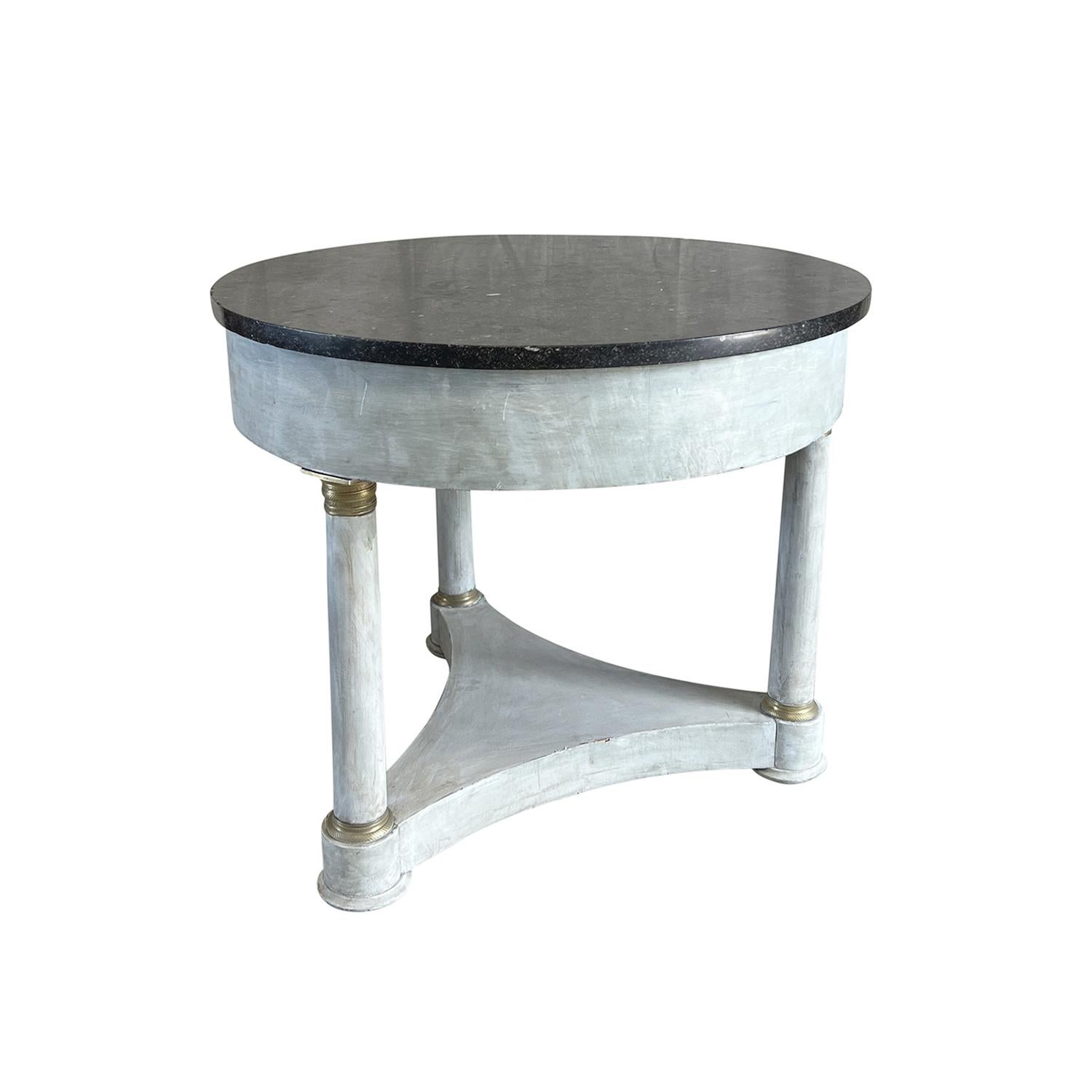 19th Century Antique Swedish Gustavian, Scandinavian Round Marble Top Table In Good Condition For Sale In West Palm Beach, FL