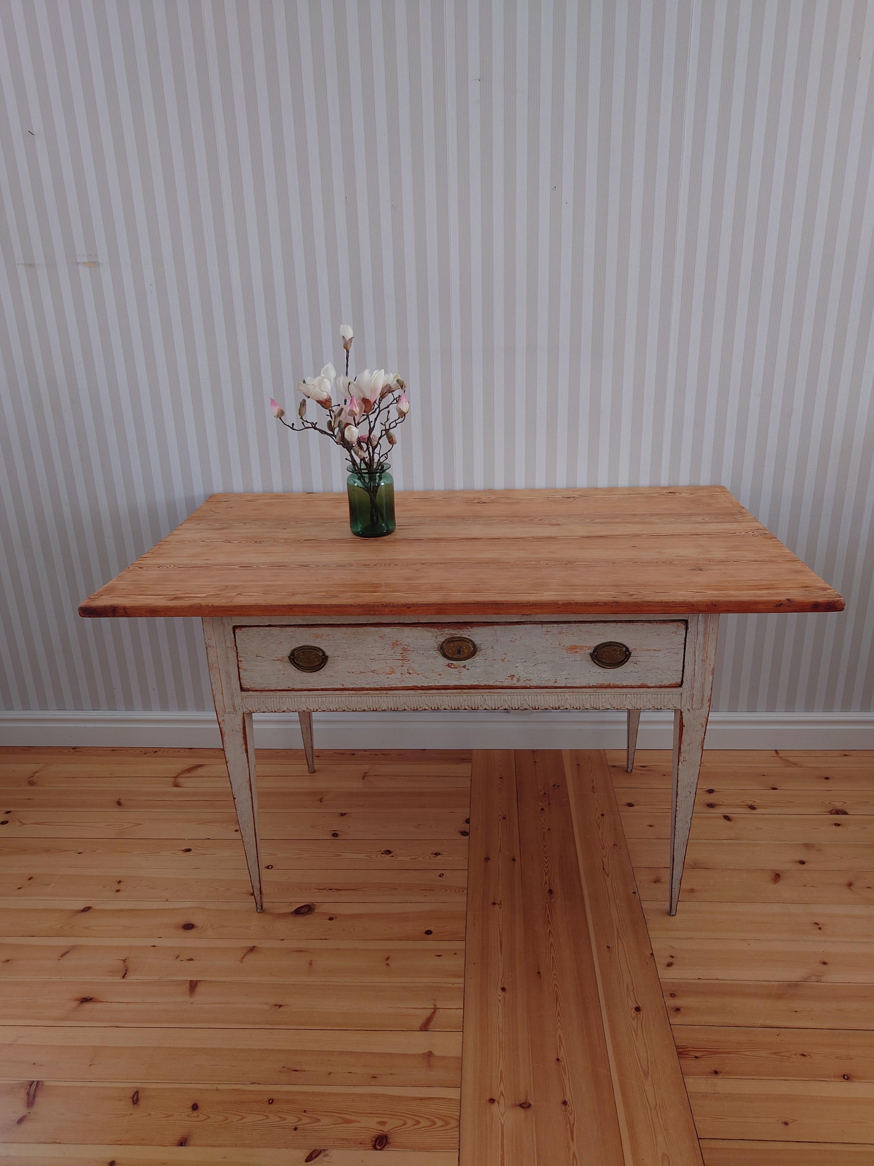 19th Century Antique Swedish Gustavian Writing Table / Desk Original Paint For Sale 11