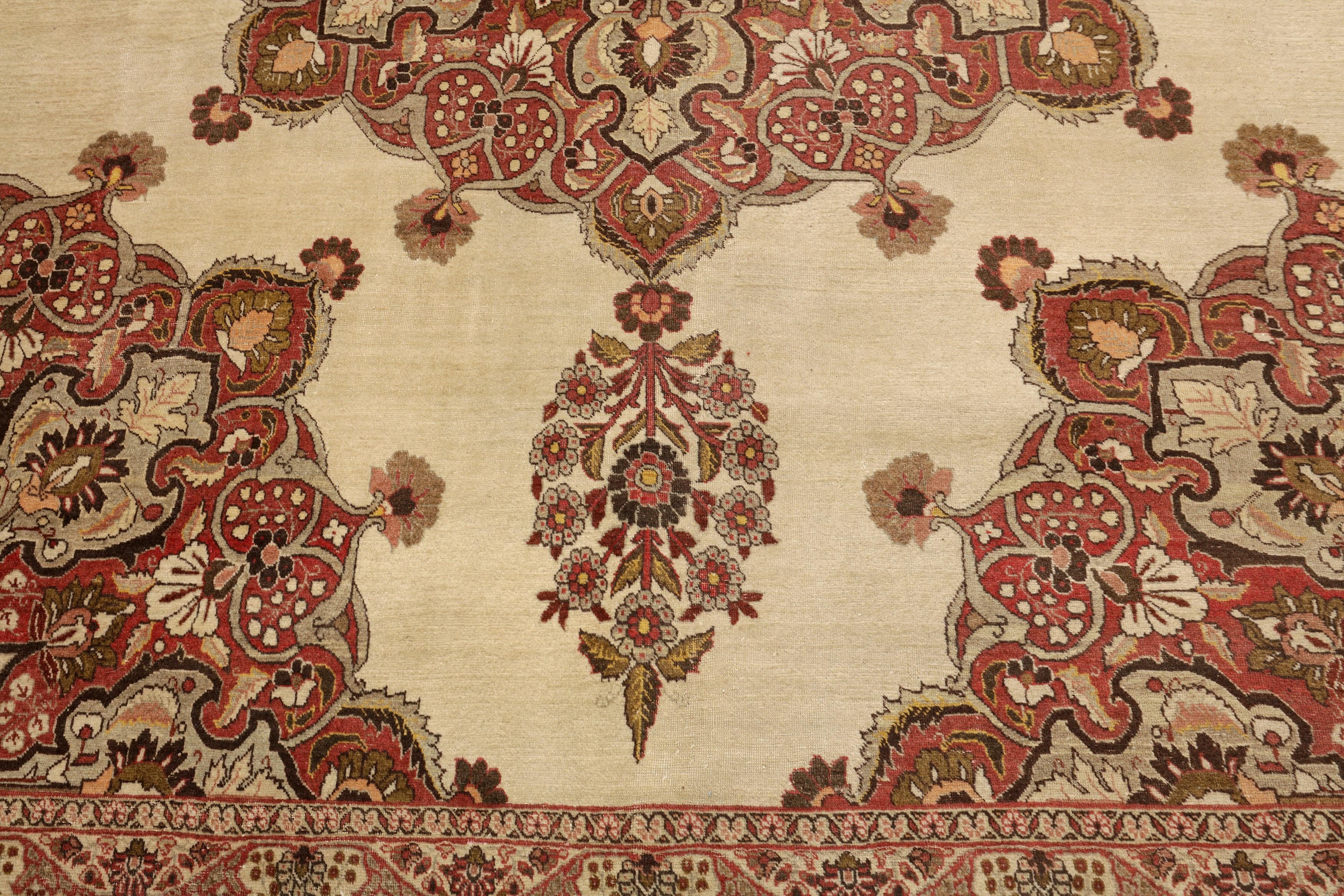 Tapis persan ancien de Tabriz - Un chef-d'œuvre d'artisanat intemporel

Faites un saut dans le passé et découvrez la beauté exquise de cet ancien tapis persan de Tabriz, fabriqué vers 1900 au cœur de l'un des centres de fabrication de tapis les plus