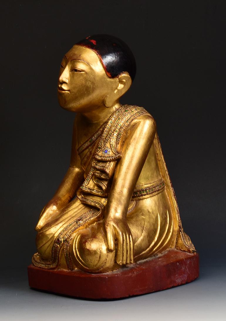 19th Century, Antique Tai Yai Burmese Wooden Seated Disciple / Monk For Sale 2