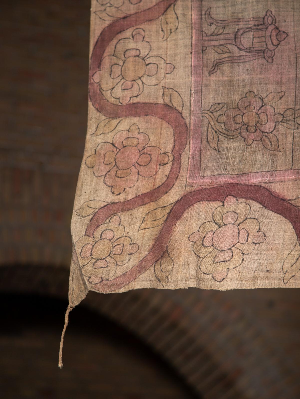 19th century Antique temple cloth with 7 Buddhas from Tibet - OriginalBuddhas For Sale 10