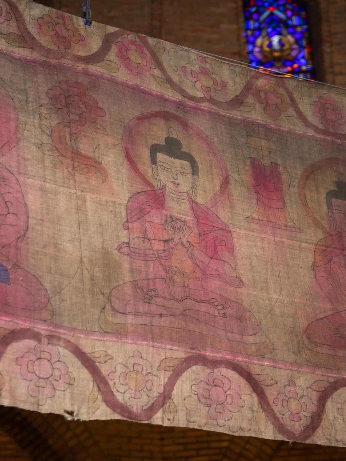 19th century Antique temple cloth with 7 Buddhas from Tibet - OriginalBuddhas For Sale 3