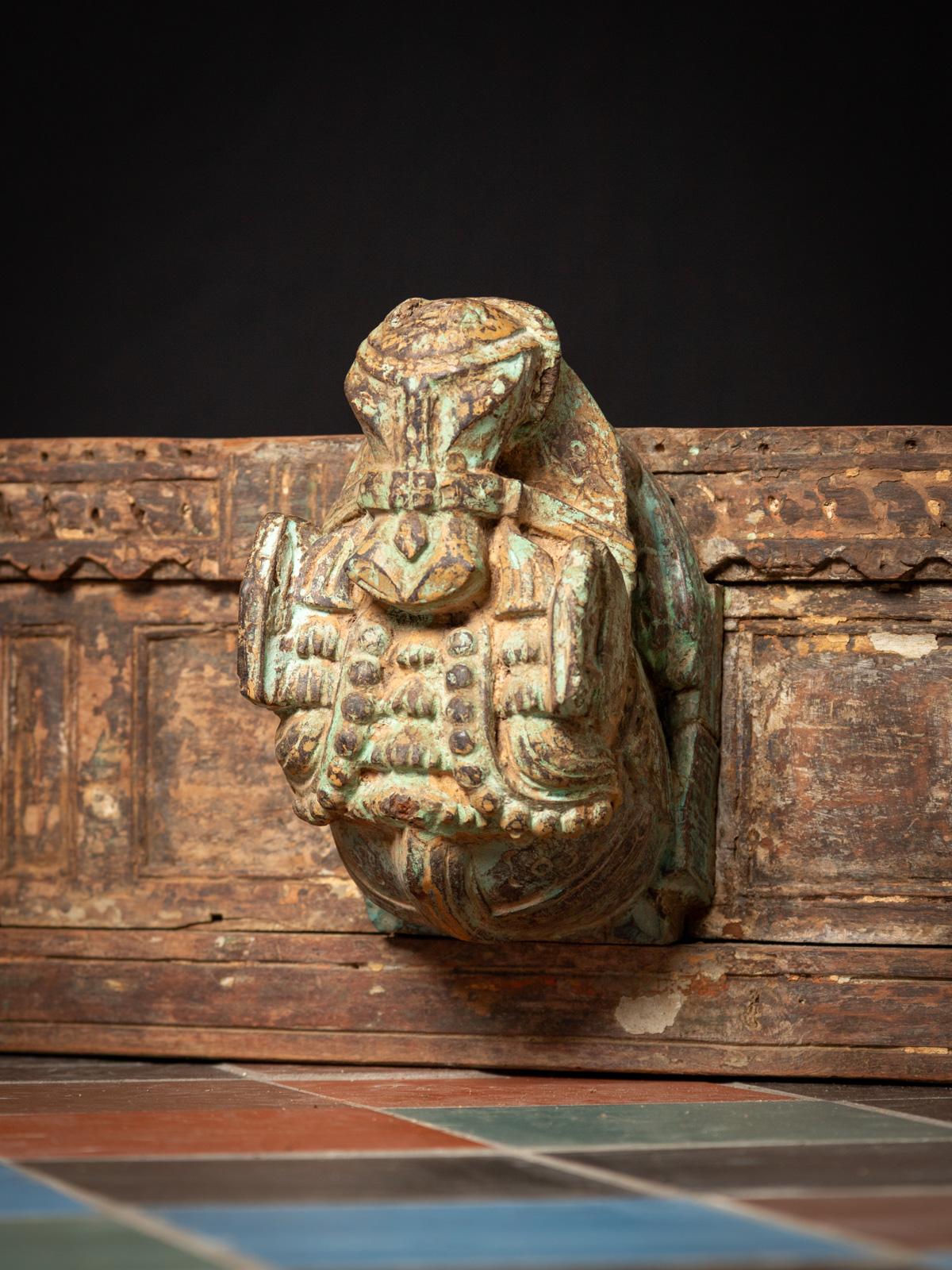 19e siècle Panneau de temple ancien de l'Inde avec deux têtes de cheval de l'Inde 1