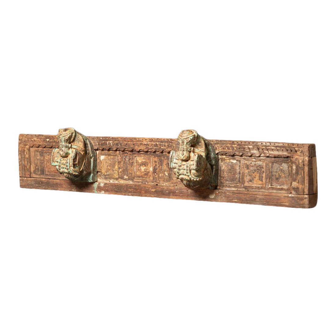 19e siècle Panneau de temple ancien de l
Inde avec deux têtes de cheval de l
Inde