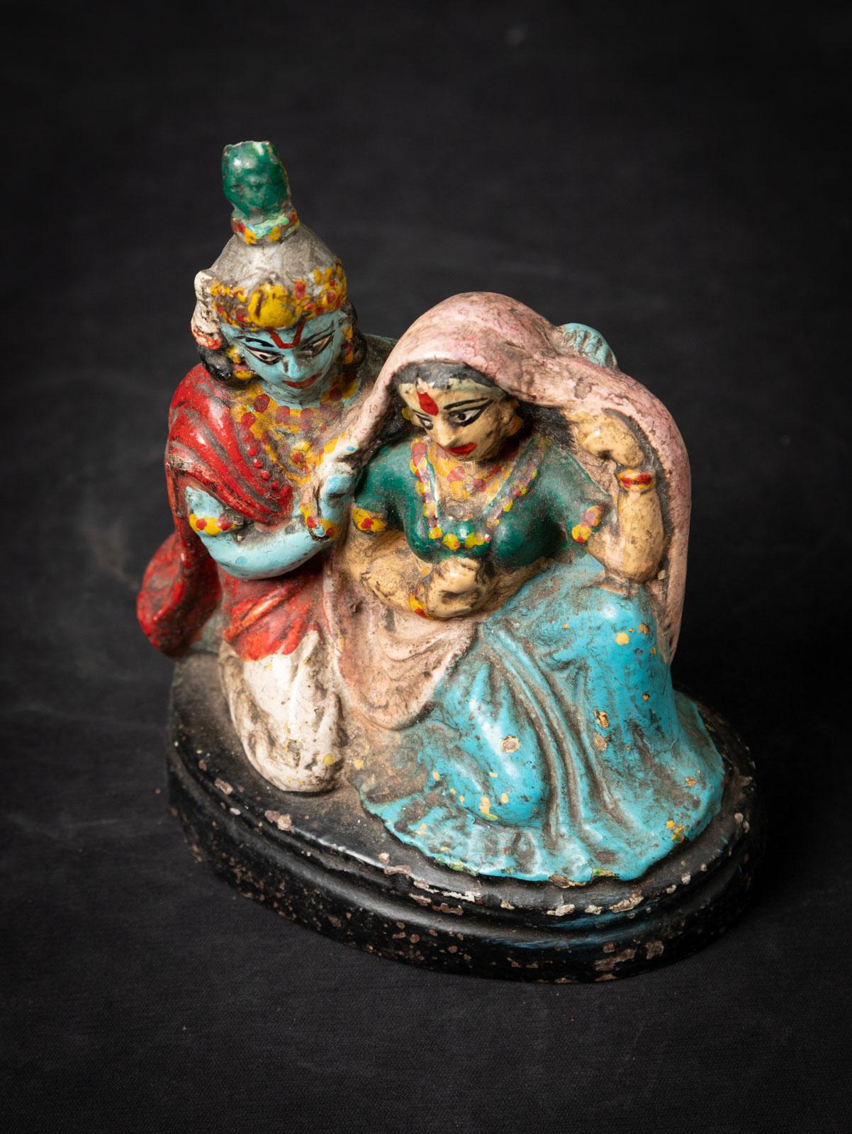 Statua antica in terracotta di Radha e Krishna del XIX secolo proveniente dall'India 3
