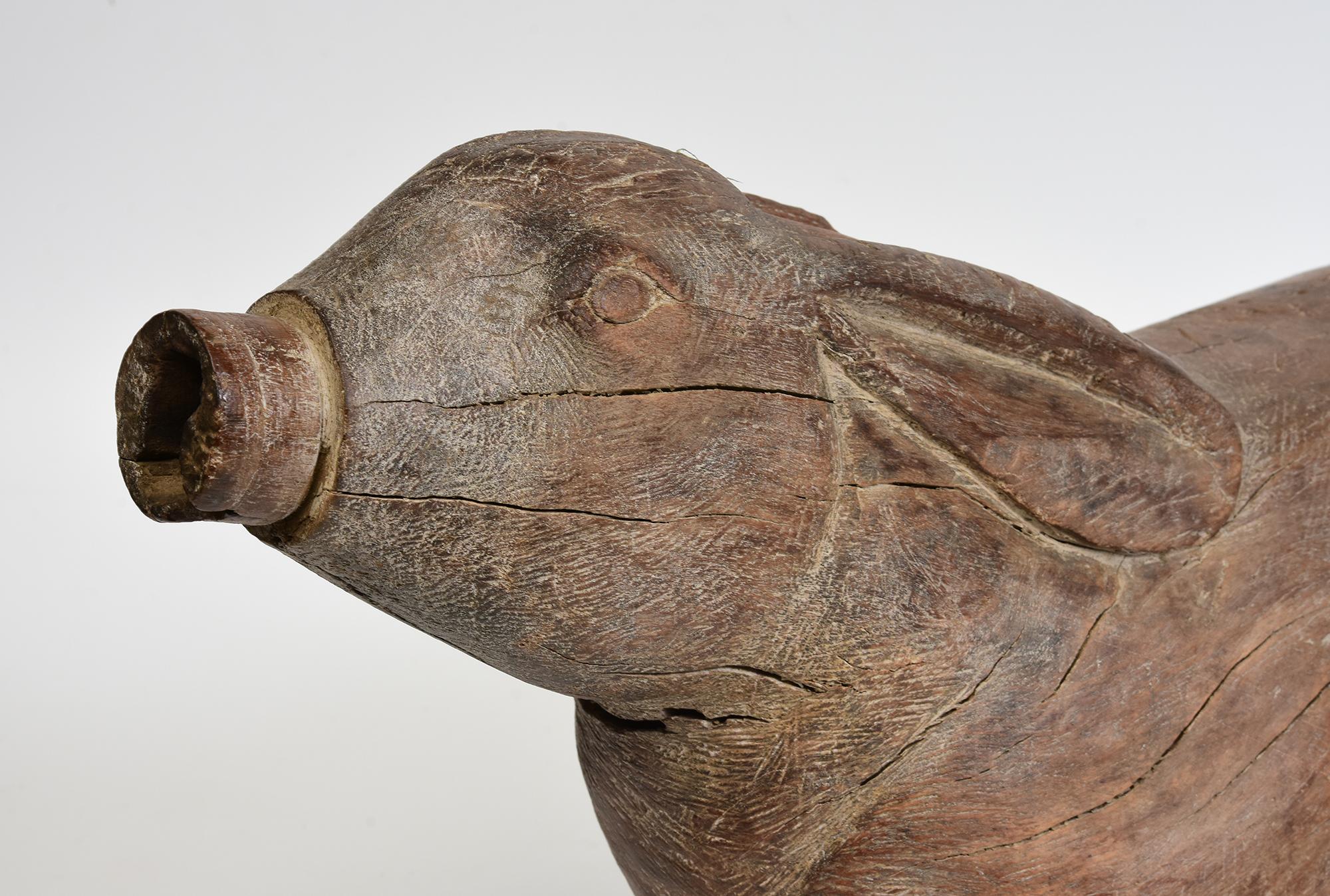 Antique Thai wooden rabbit.

Age: Thailand, 19th Century
Size: Length 60.5 C.M. / Width 16.5 C.M. / Height 27.3 C.M.
Condition: Nice condition overall (some expected degradation due to its age).

100% Satisfaction and authenticity guaranteed with