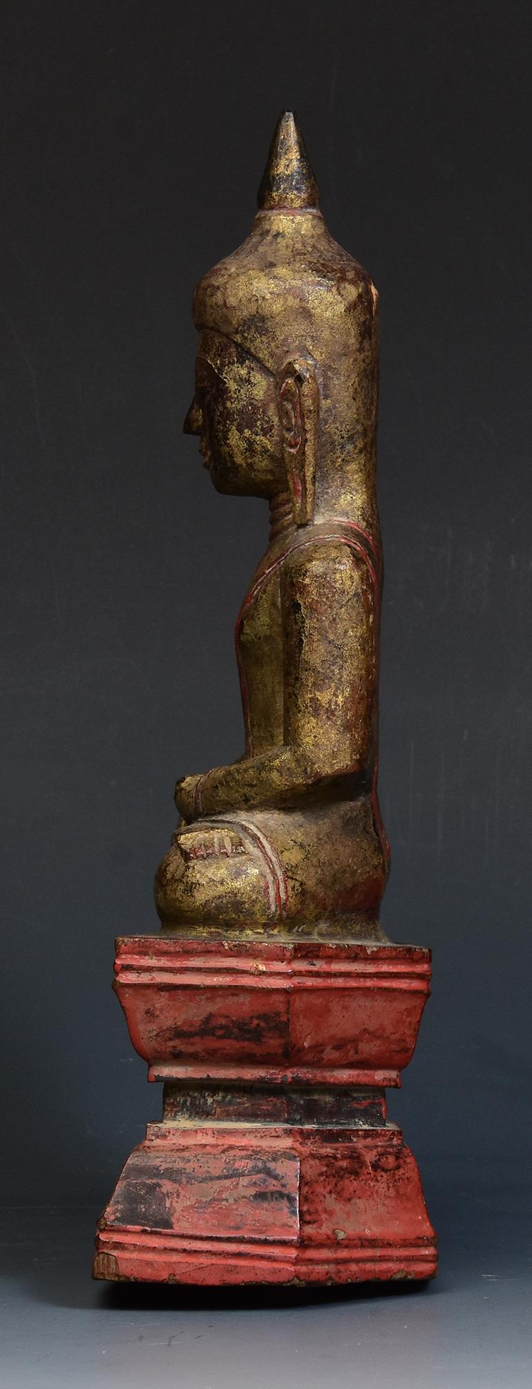 19th Century, Antique Thai Wooden Seated Buddha 4