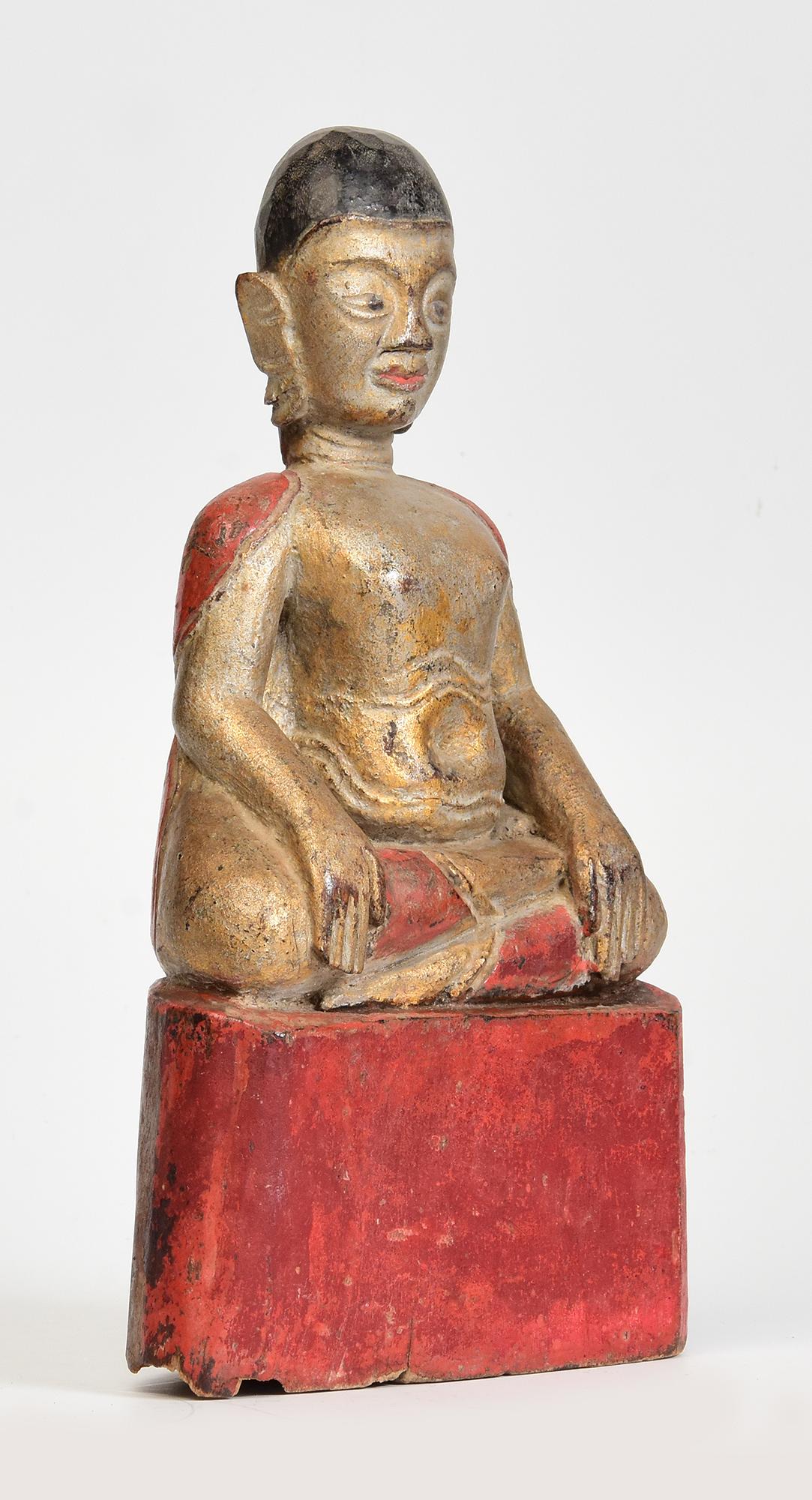 XIXe siècle, Antiquité thaïlandaise, Bouddha heureux assis en bois en vente 5