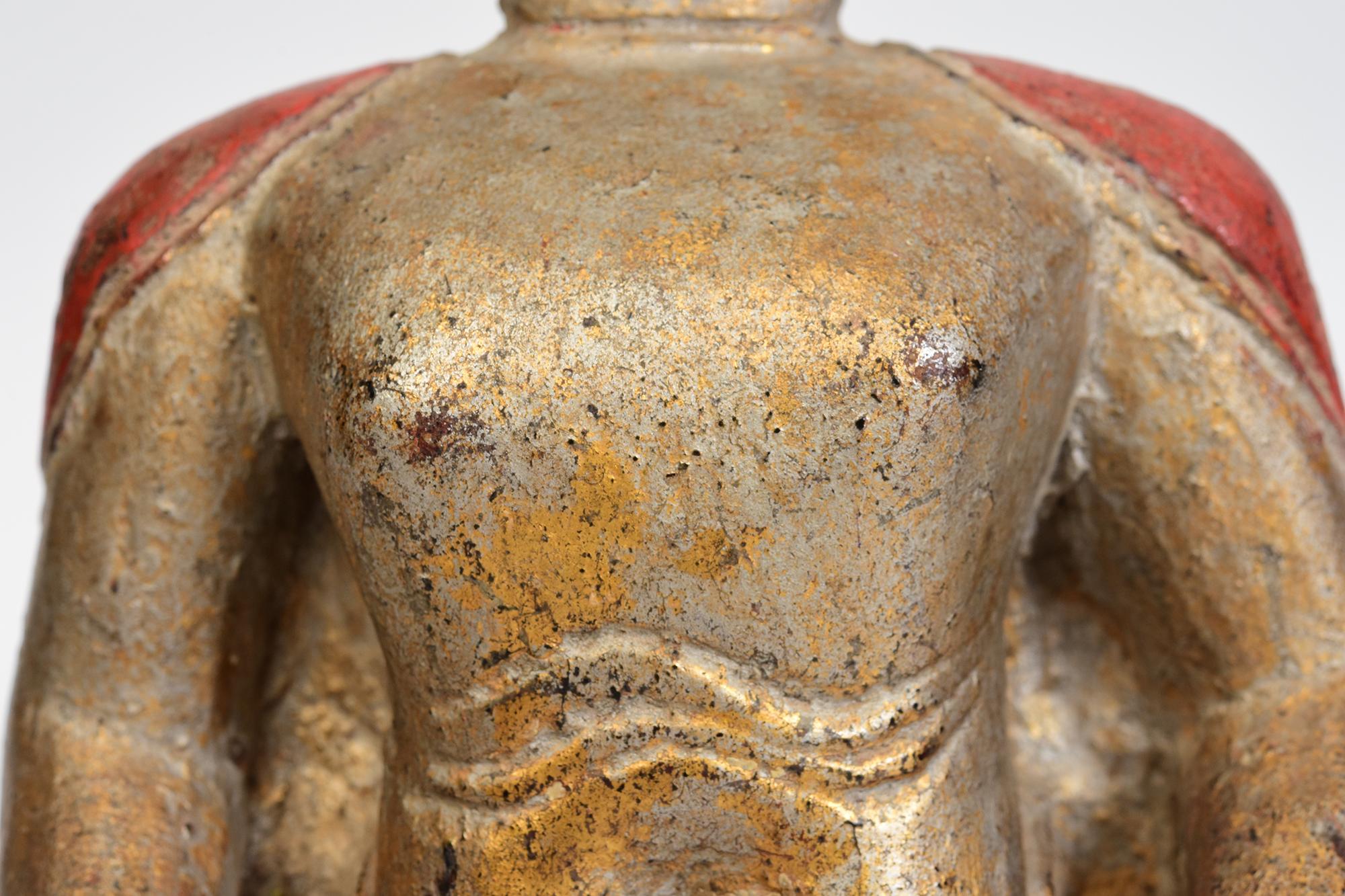 19. Jahrhundert, antiker thailändischer sitzender Happy Buddha aus Holz (Thailändisch) im Angebot