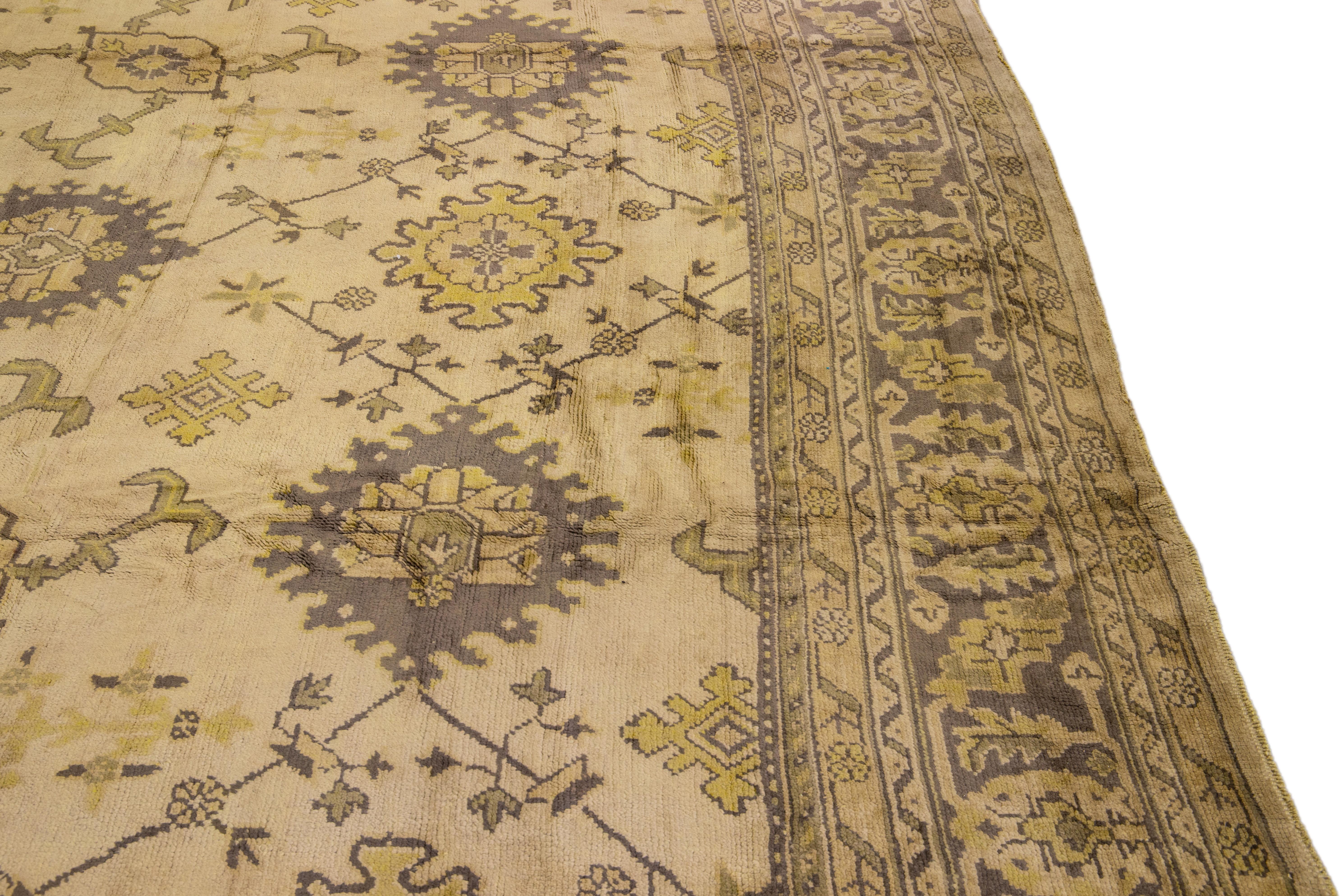 19th-Century Antique Turkish Oushak Beige Floral Wool Rug For Sale 3