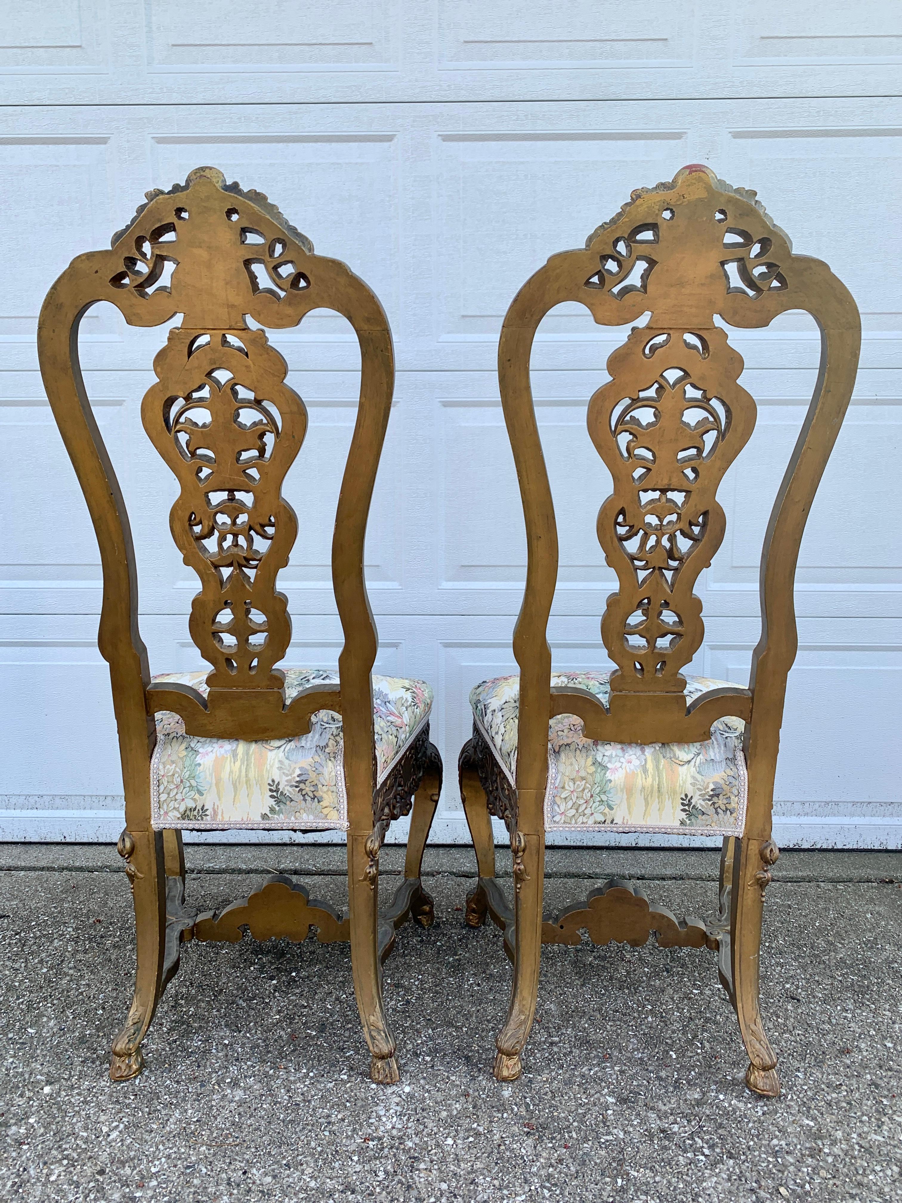 19th Century Antique Venetian Carved Gold Giltwood Throne Chairs, Pair For Sale 7
