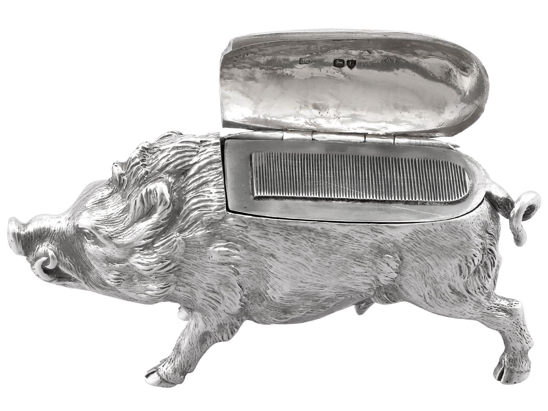 19th Century Victorian Sterling Silver Boar Vesta Box For Sale 2