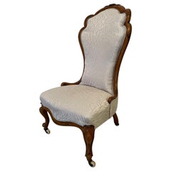 19ème siècle Antiquité victorienne, chaise de dame en noyer sculpté