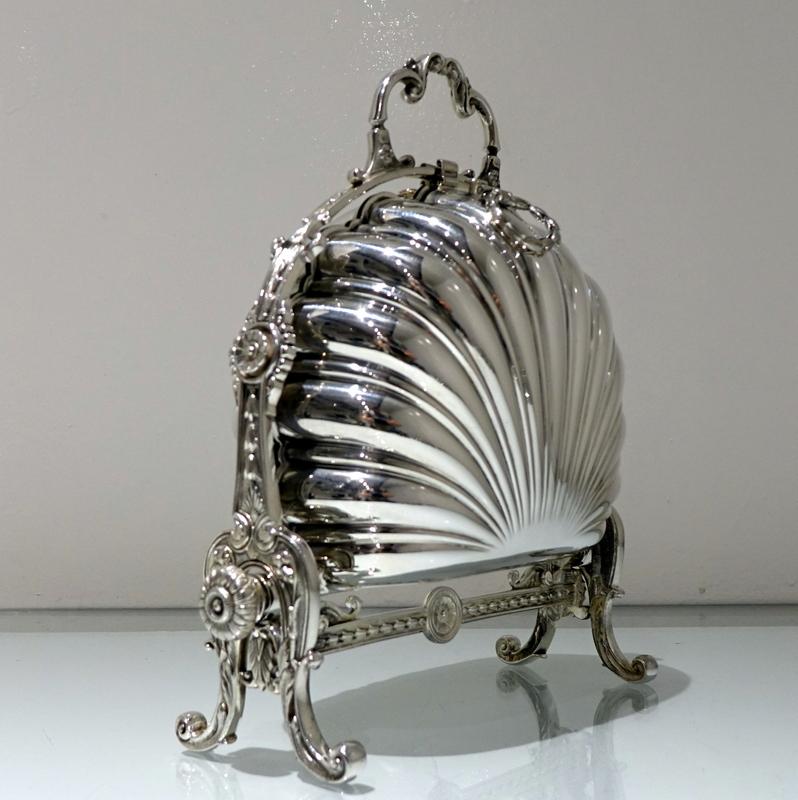 19th Century Antique Victorian Silver Plated Folding Biscuit Box, circa 1870 In Good Condition In 53-64 Chancery Lane, London