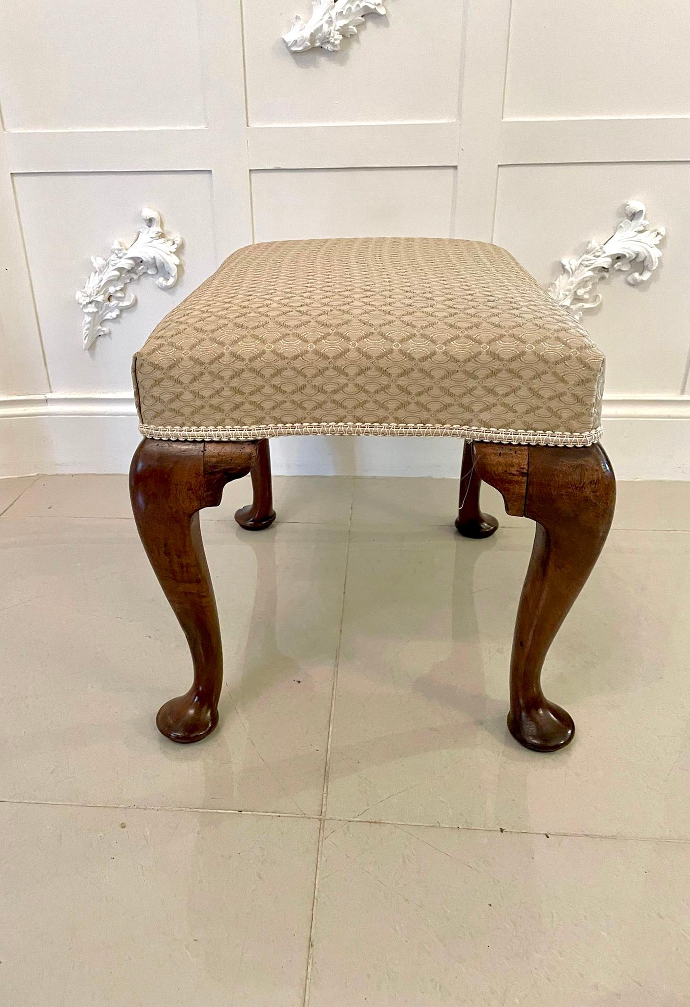 19th Century Antique Victorian Walnut Stool In Excellent Condition For Sale In Suffolk, GB