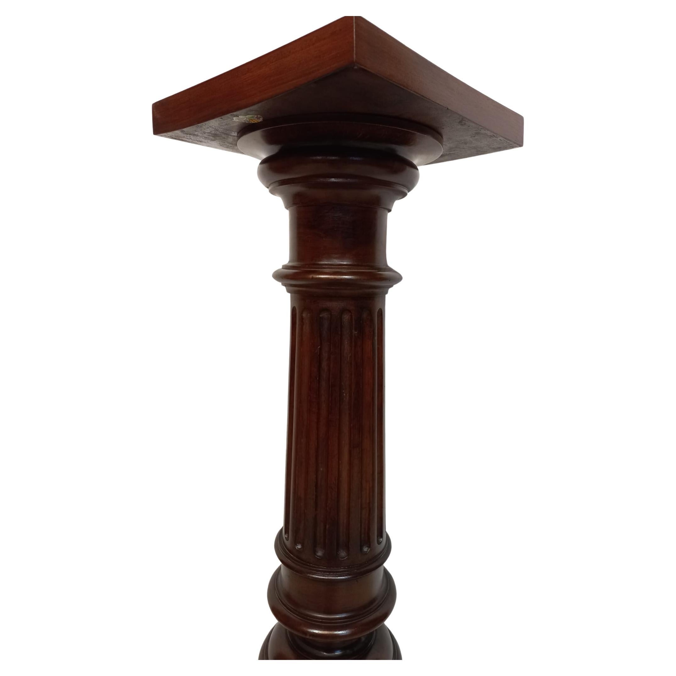 19th Century Antique Walnut Column Stained For Sale 2