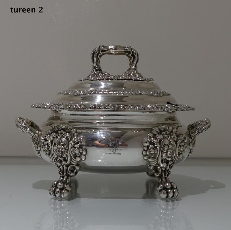 19th Century Antique William IV Old Sheffield Plate Pair of Sauce Tureens, 1830 For Sale 3