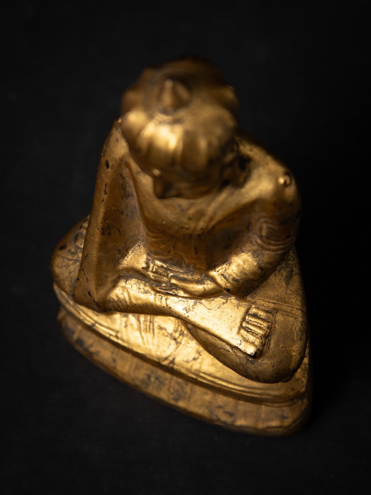 19th century Antique wooden Burmese Buddha statue from Burma For Sale 12