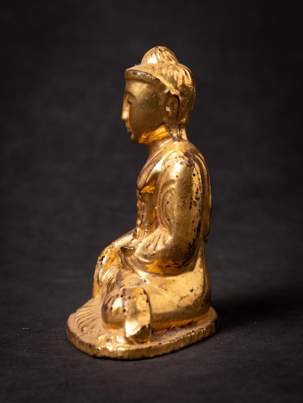 Material : wood
13,7 cm high
10,1 cm wide and 7,4 cm deep
Gilded with 24 krt. gold
Mandalay style
Bhumisparsha mudra
19th century
Has already been treated against woodworm
Weight: 61 grams
Originating from Burma
Nr: 2412-11
