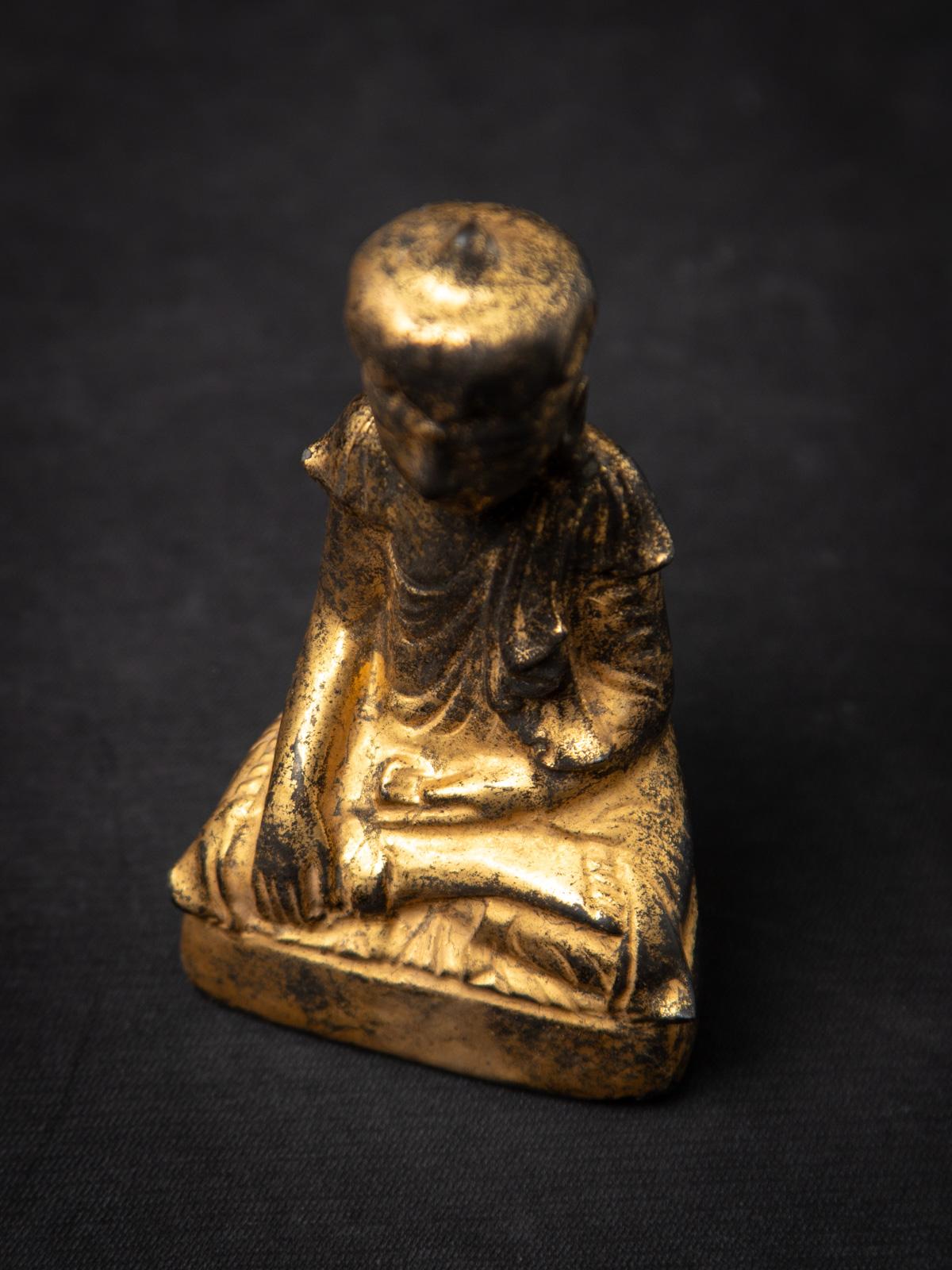 statue de Bouddha birman du 19e siècle en bois ancien de Birmanie Bon état - En vente à DEVENTER, NL
