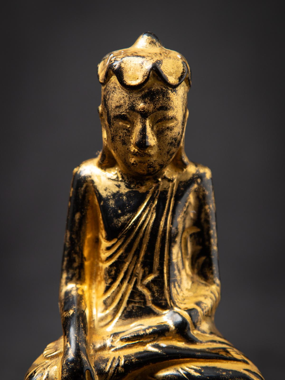 Wood 19th century Antique wooden Burmese Buddha statue from Burma For Sale