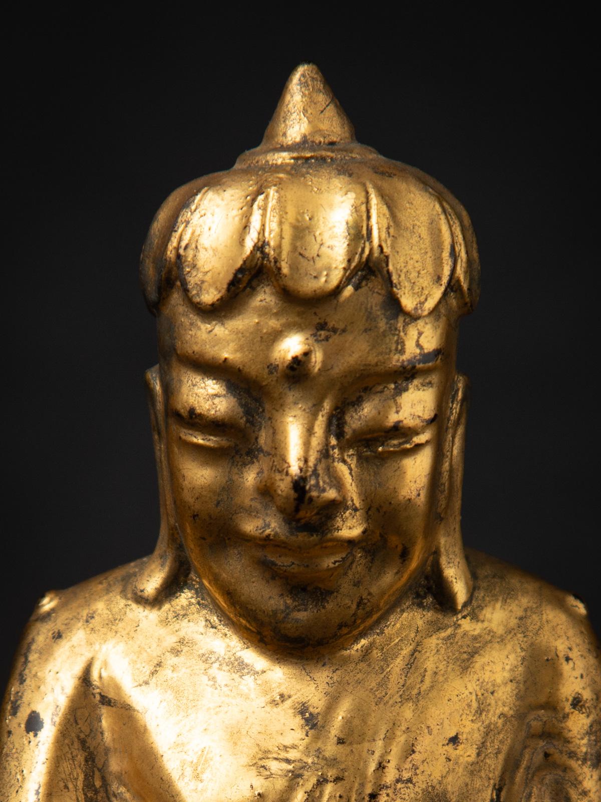 19th century Antique wooden Burmese Buddha statue from Burma For Sale 1