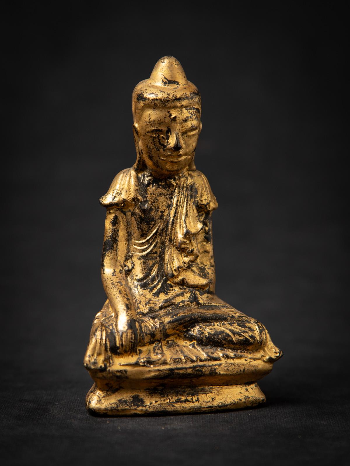 Statua di Buddha birmano in legno del XIX secolo, antica, proveniente dalla Birmania in vendita 2