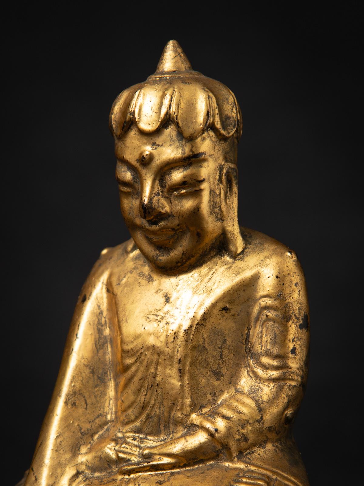 19th century Antique wooden Burmese Buddha statue from Burma For Sale 2