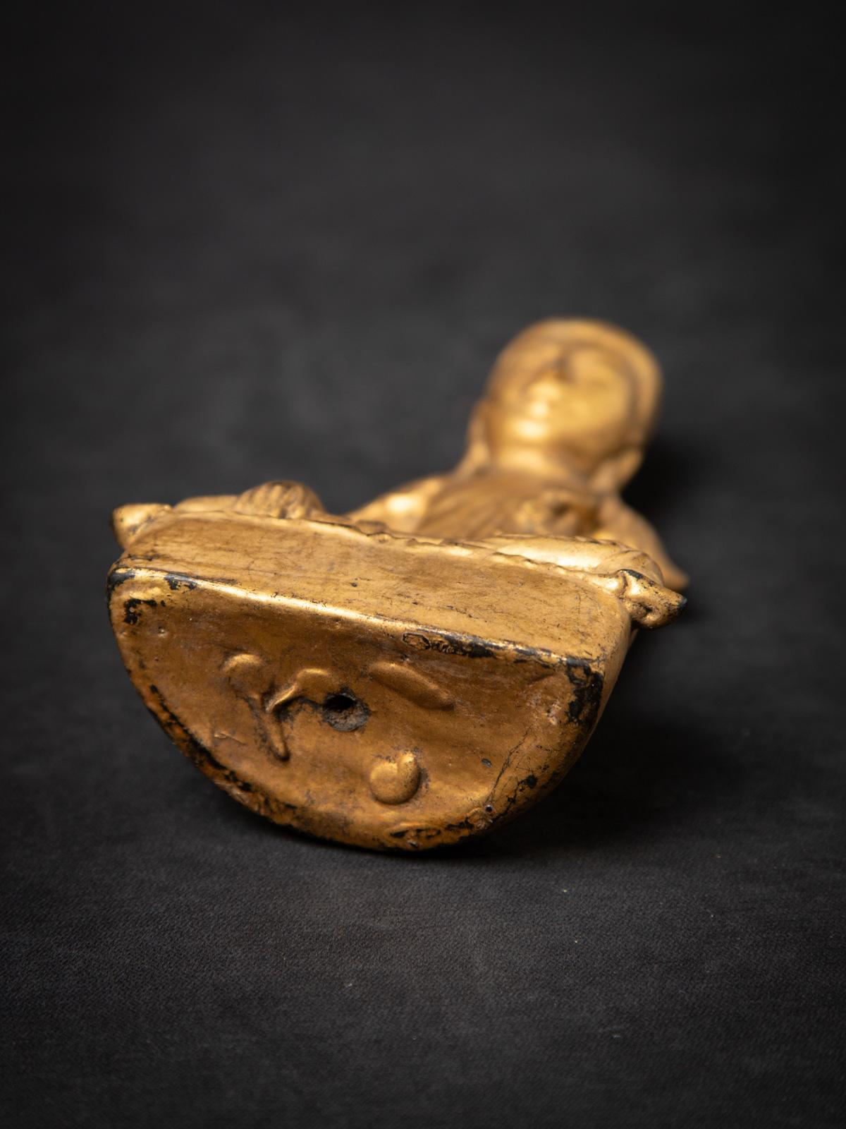 19th century Antique wooden Burmese Buddha statue from Burma For Sale 3