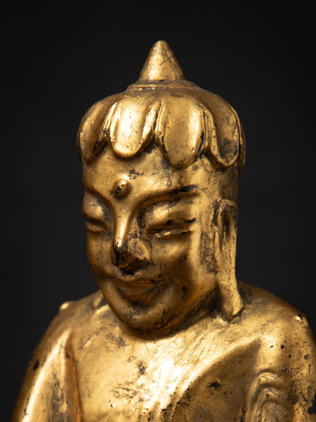19th century Antique wooden Burmese Buddha statue from Burma For Sale 3