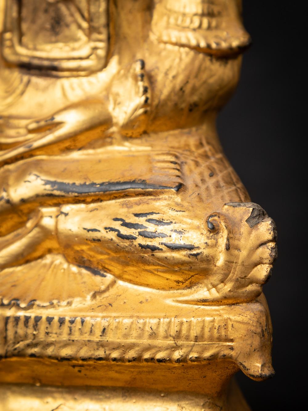 19th century antique wooden Burmese Buddha statue in Bhumisparsha Mudra For Sale 14