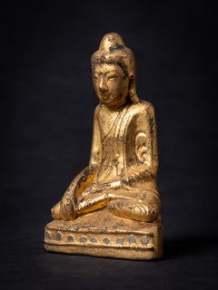 Statue de Bouddha birmane en bois antique du 19e siècle en Bhumisparsha Mudra