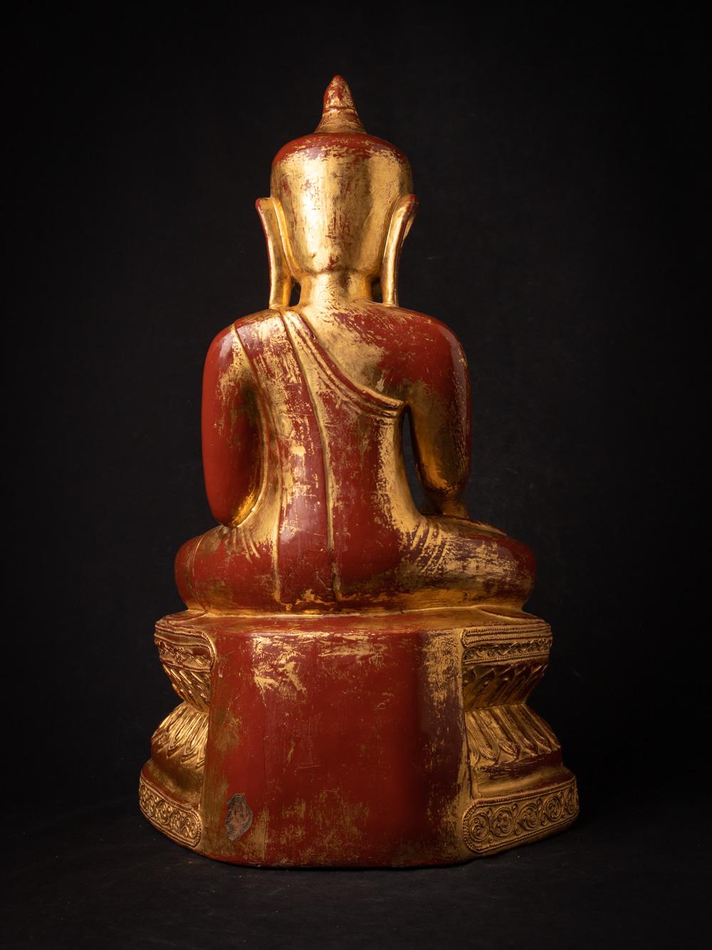 19th Century 19th century antique wooden Burmese Buddha statue in Bhumisparsha Mudra For Sale