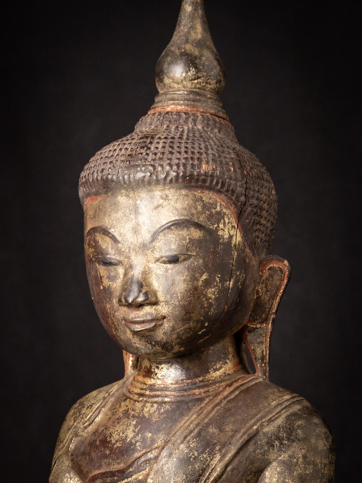 Wood 19th century Antique wooden Burmese Buddha statue in Bhumisparsha Mudra For Sale