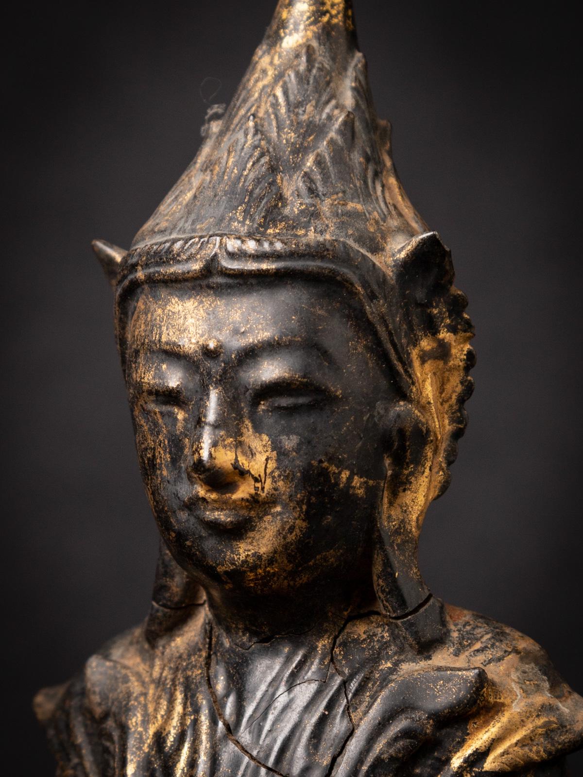 19th Century Antique Wooden Burmese Buddha Statue in Shan 'Tai Yai' Style 9
