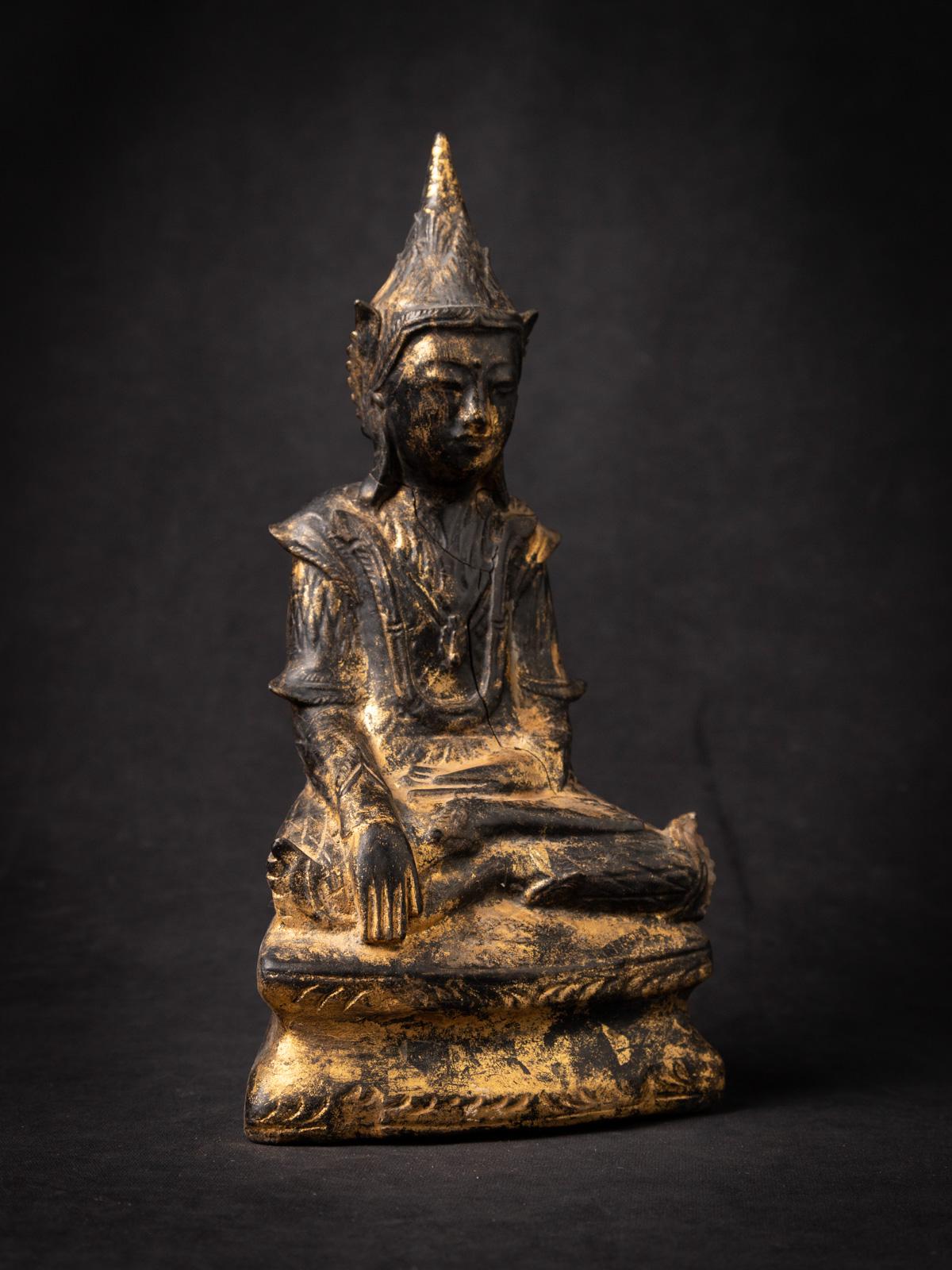 19th Century Antique Wooden Burmese Buddha Statue in Shan 'Tai Yai' Style 3