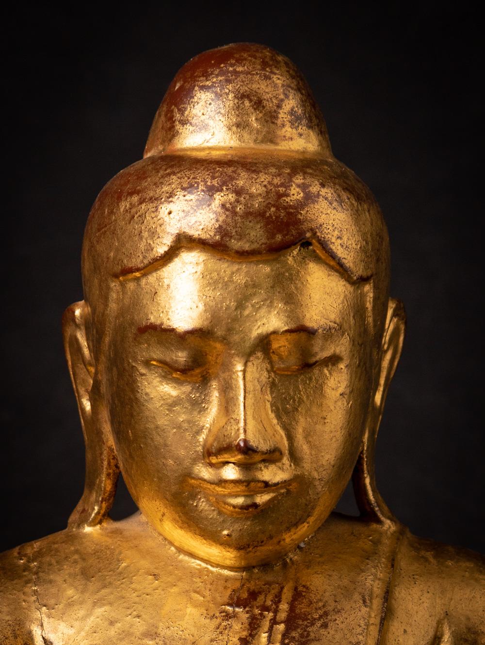 19th century antique wooden Burmese Lotus Buddha in Bhumisparsha Mudra For Sale 6