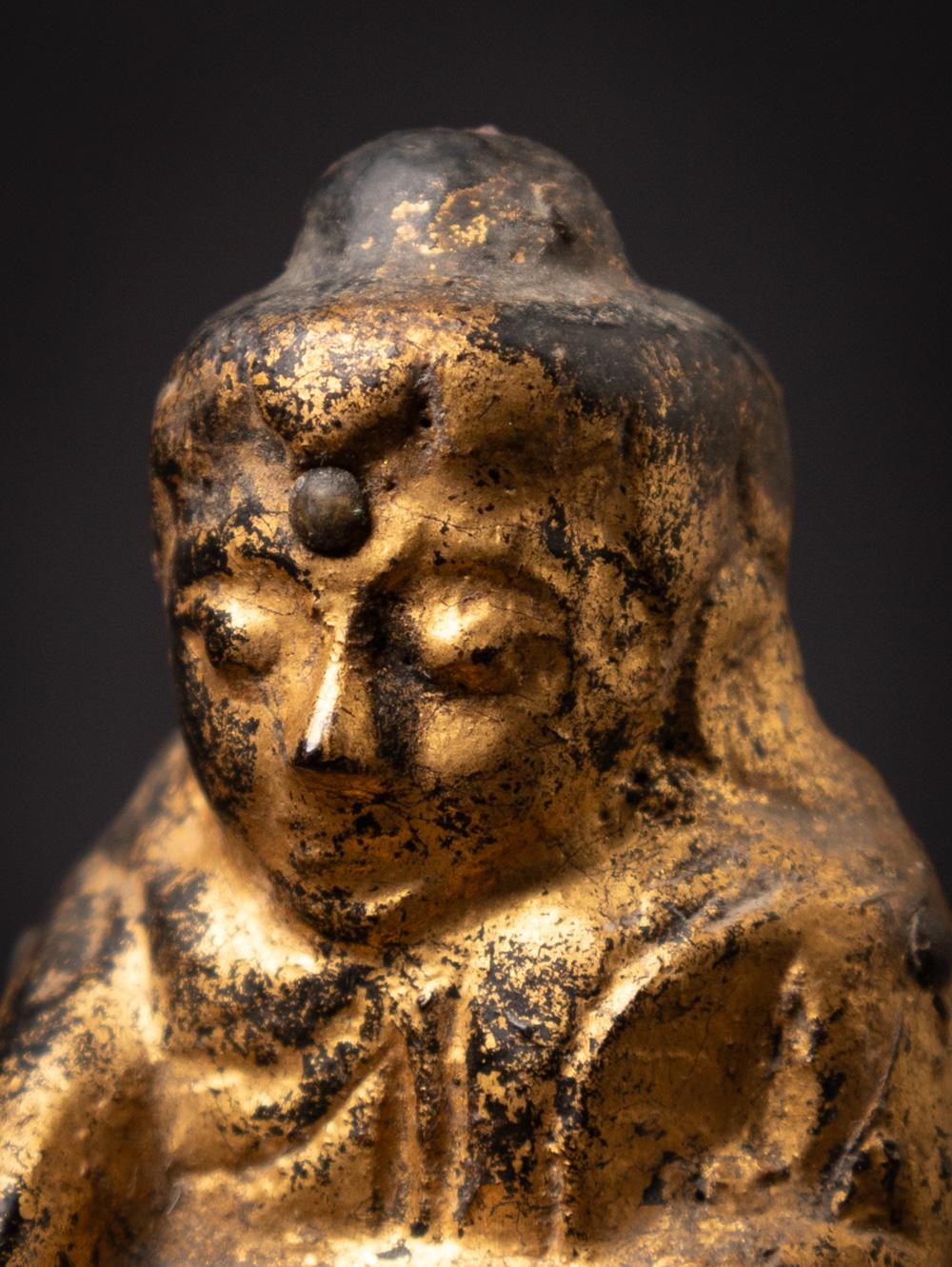 19th century Antique wooden Burmese Lotus Buddha statue in Bhumisparsha Mudra For Sale 6