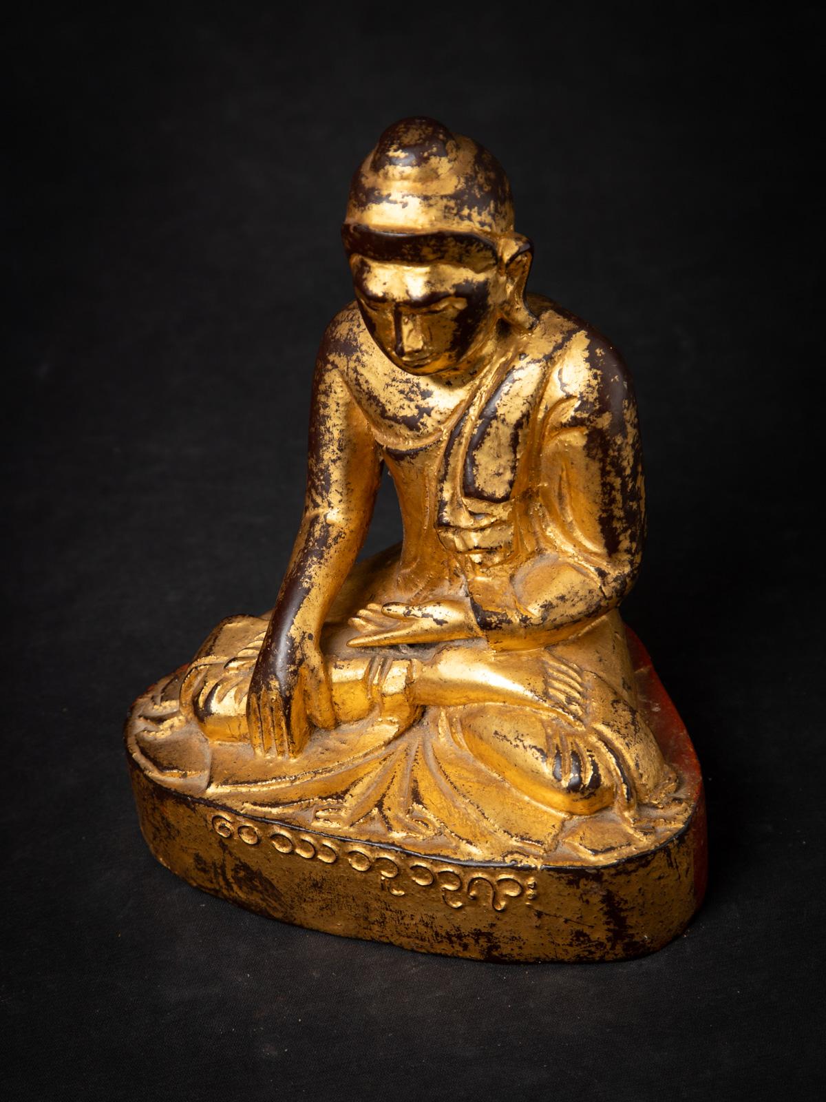 19th century Antique wooden Burmese Mandalay Buddha from Burma For Sale 6