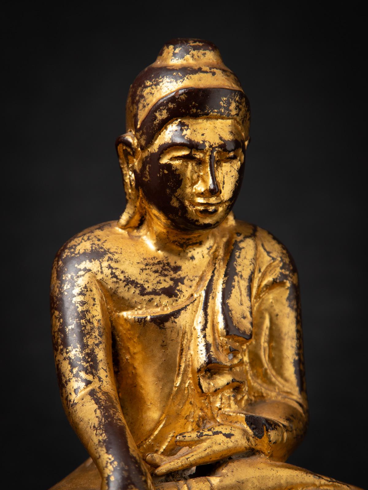 19th century Antique wooden Burmese Mandalay Buddha from Burma For Sale 12