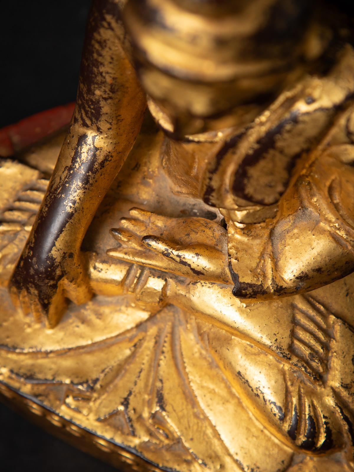 19th century Antique wooden Burmese Mandalay Buddha from Burma In Good Condition For Sale In DEVENTER, NL