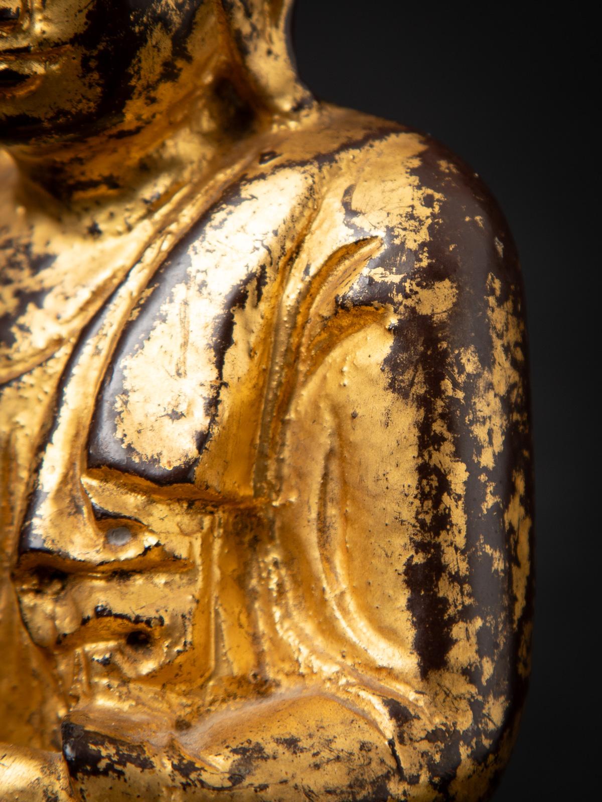 19th century Antique wooden Burmese Mandalay Buddha from Burma For Sale 2