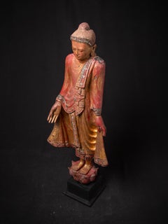 Statua antica in legno di Buddha di Mandalay, risalente al XIX secolo, proveniente dalla Birmania