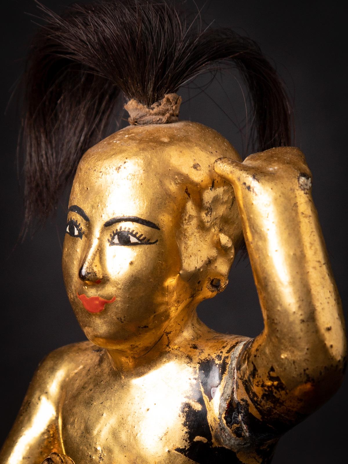 19ème siècle Statue antique en bois de Nat de Birmanie en vente 8