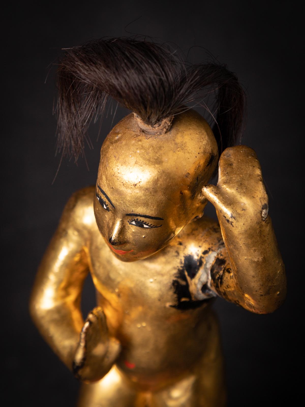 19ème siècle Statue antique en bois de Nat de Birmanie en vente 10